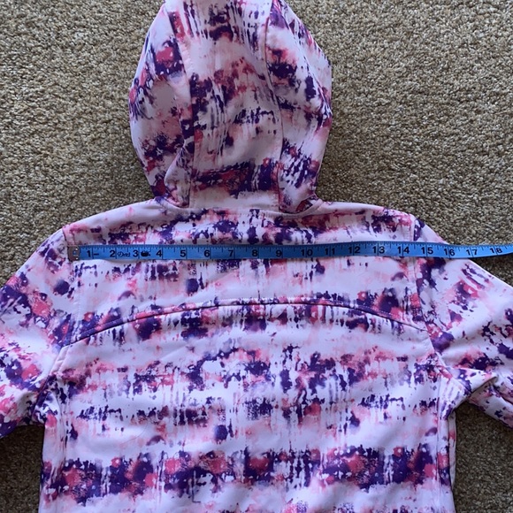 Snozu girls jacket with faux fur size L (14-16) with hood new with tags - Picture 13 of 14